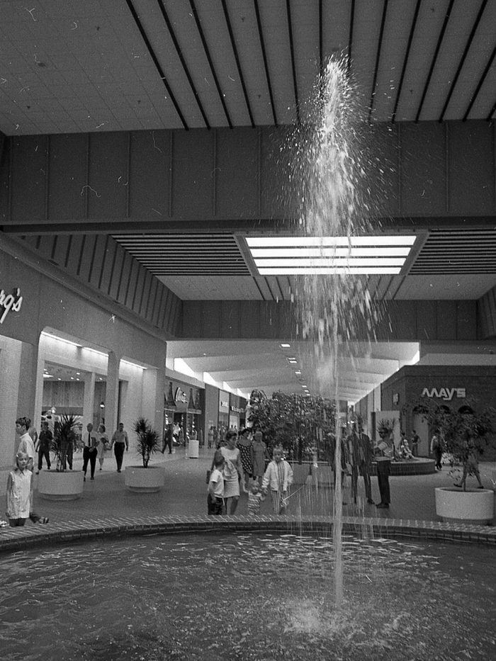 Lansing Mall - Vintage Photo (newer photo)